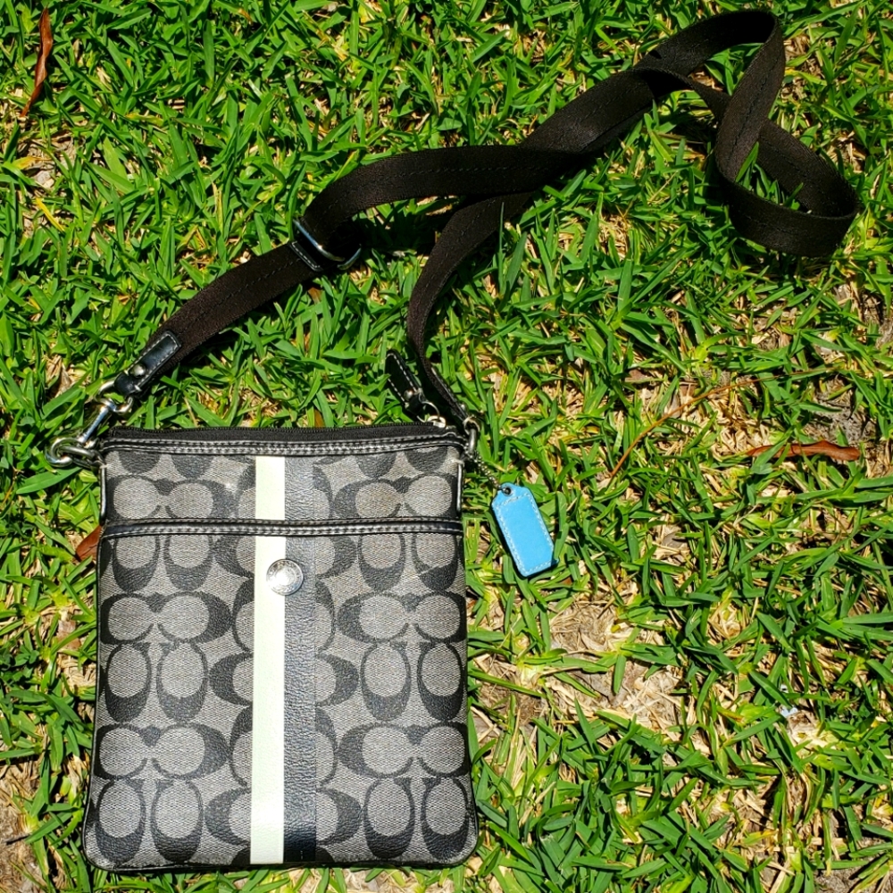 Brown vintage, genuine Coach crossbody